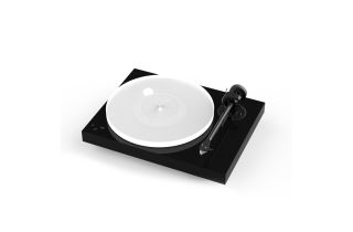 Pro-Ject X1 B Balanced Turntable